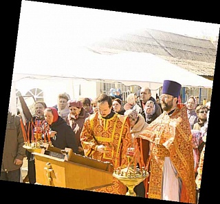 Первая литургия в строящемся Храме вмч. Георгия Победоносца
