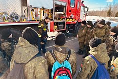 Зеленоградские кадеты побывали на экскурсии в пожарно-спасательном отряде