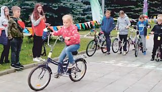 На Михайловских прудах прошел традиционный детский велофестиваль