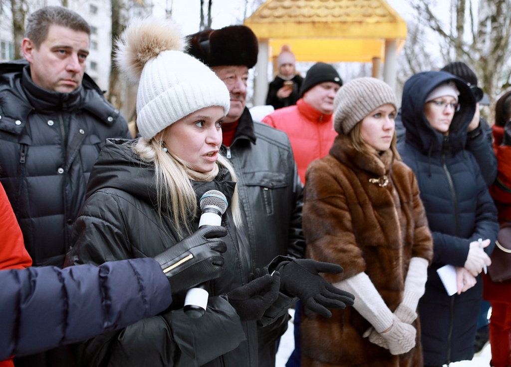 Трое жителей. Жители Солнечногорска. Окошкин двор Солнечногорск. Жители Солнечногорска как называются. Проект благоустройства Солнечногорск Вертлинская 13.