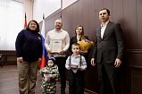 Три молодые семьи в Солнечногорске получили сертификаты на приобретение жилья