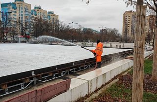 В Зеленограде приступили к заливке катков с искусственным льдом
