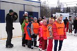 На крюковском катке продолжаются бесплатные тренировки по катанию на коньках