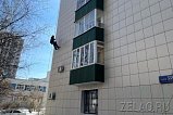 В Зеленограде приступили к промывке фасадов жилых и нежилых зданий