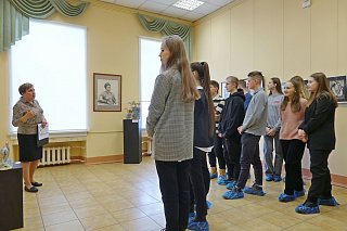 Более 100 старшеклассников посетили выставку в «Путевом дворце» Солнечногорска по Пушкинской карте