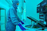 Микрон тестирует первый российский фоторезист для 90 нм производства