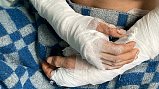 Солнечногорские хирурги пришили мужчине обе руки, отрезанные стеклом