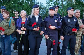 В Солнечногорске полицейские, ветераны и общественники приняли участие в акции «Свеча памяти»