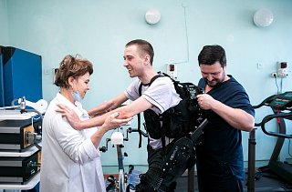 Жителя Солнечногорска поставили на ноги после перелома позвоночника