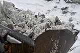 Коммунальные службы продолжают уборку снега и наледи во дворах Солнечногорска
