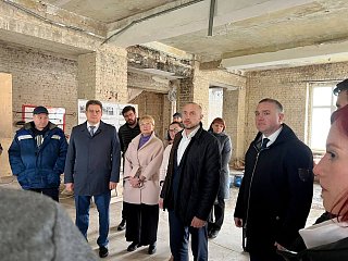 Единороссы Солнечногорска держат на контроле ремонт школ округа