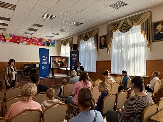 Светлана Лаврова: Мероприятия цикла «Успех V единстве поколений» направлены на объединение разных поколений вокруг общих ценностей 