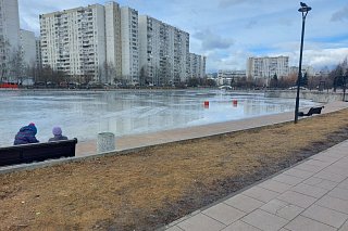 Спасатели Зеленограда призывают жителей соблюдать безопасность на тонком весеннем льду